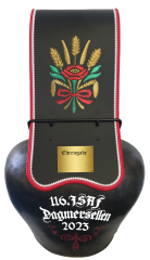 Glocken mit Stickriemen 